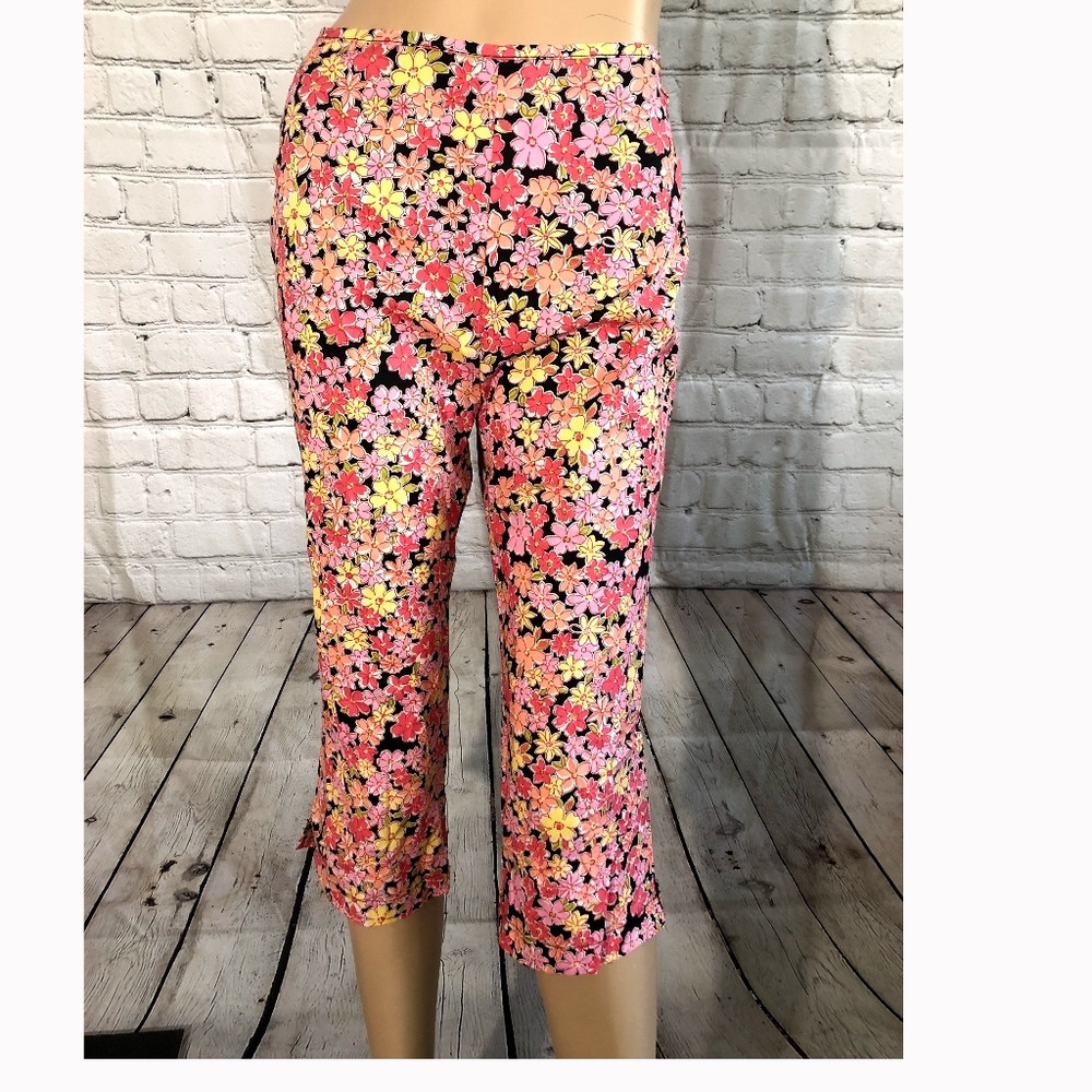 Wrapper new high waisted floral‎ capris